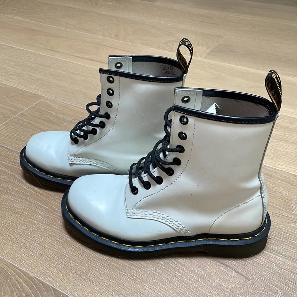 COPY - White Doc Martens lace up boots - Picture 2 of 7